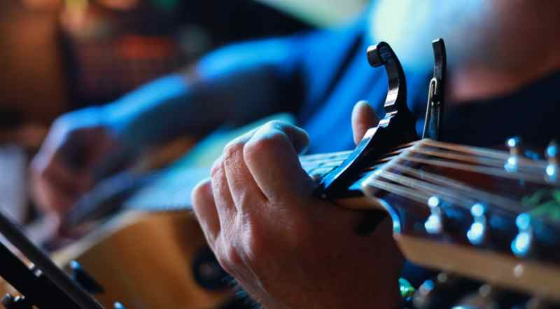 How to Use a Guitar Capo